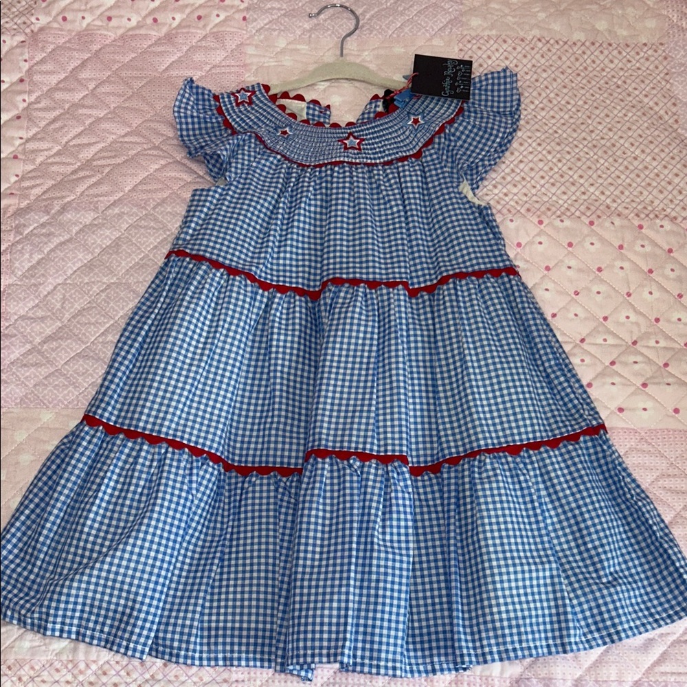 NWT RED WHITE & BLUE SMOCKED GINGHAM DRESS W STAR CLIP size 5T